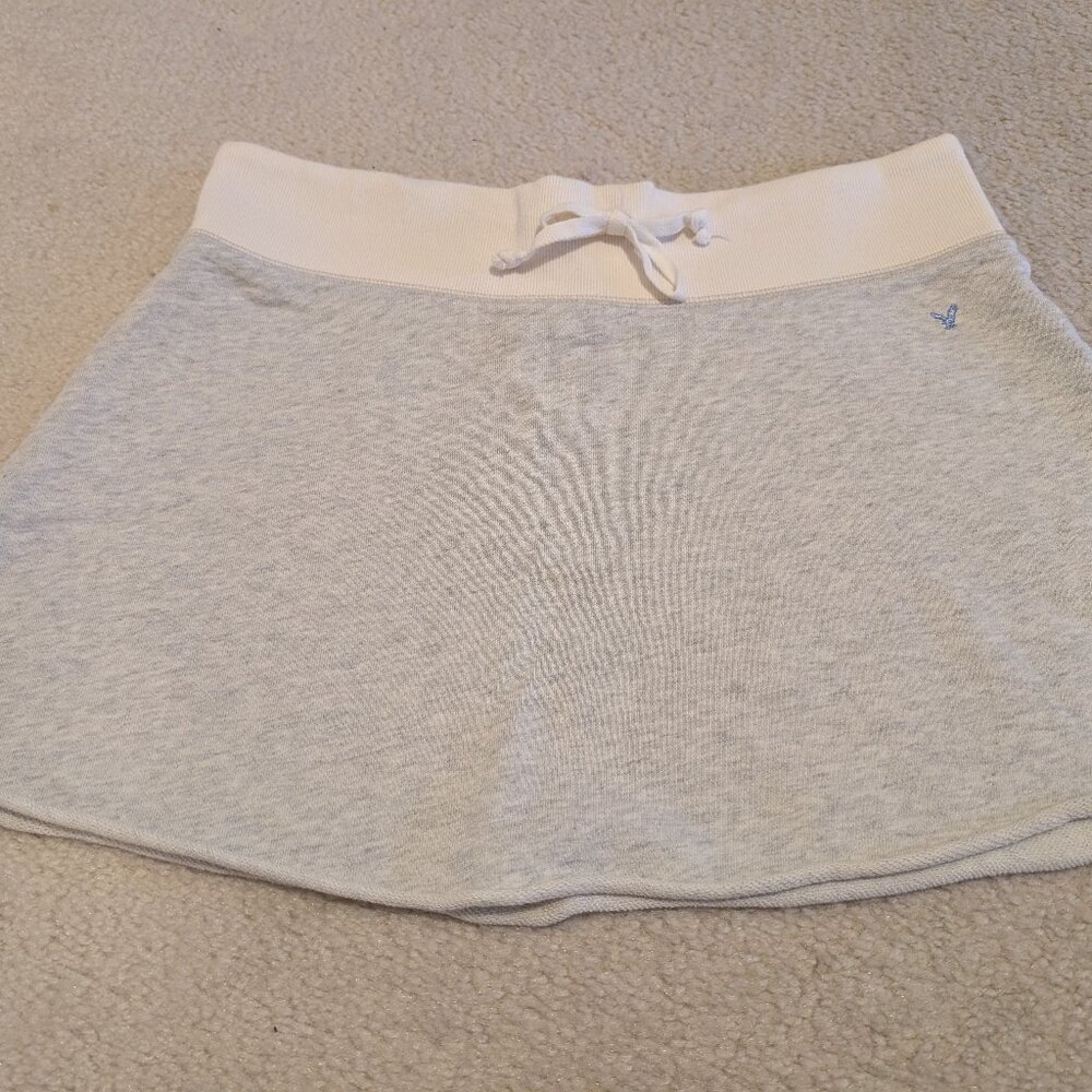 American Eagle skirt - Size S